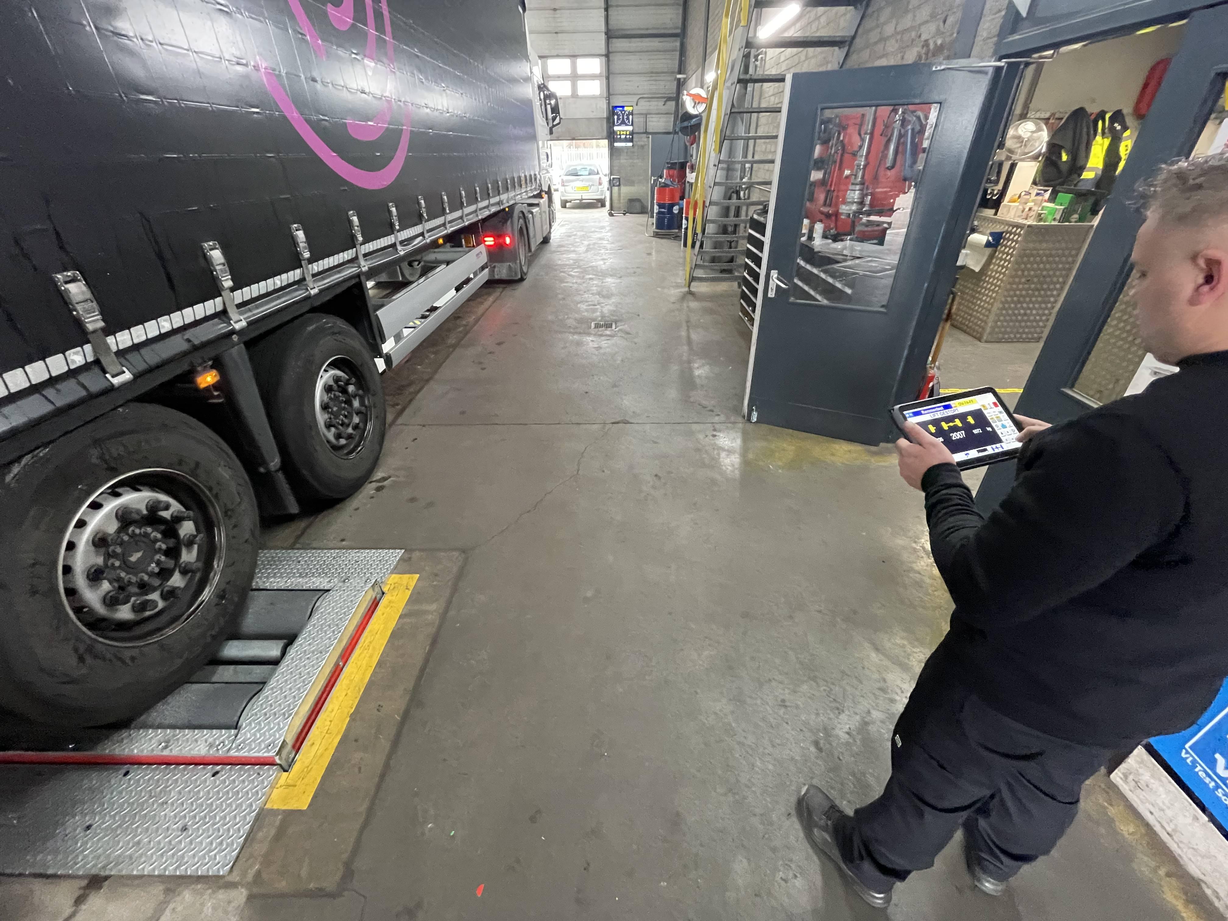 Tablet besturing - VLT remmentestbank